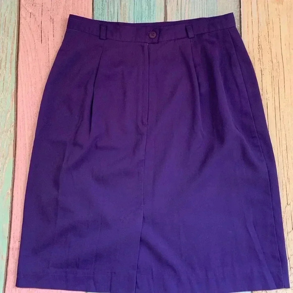 Vintage 80s purple mini skirt - Picture 4 of 7